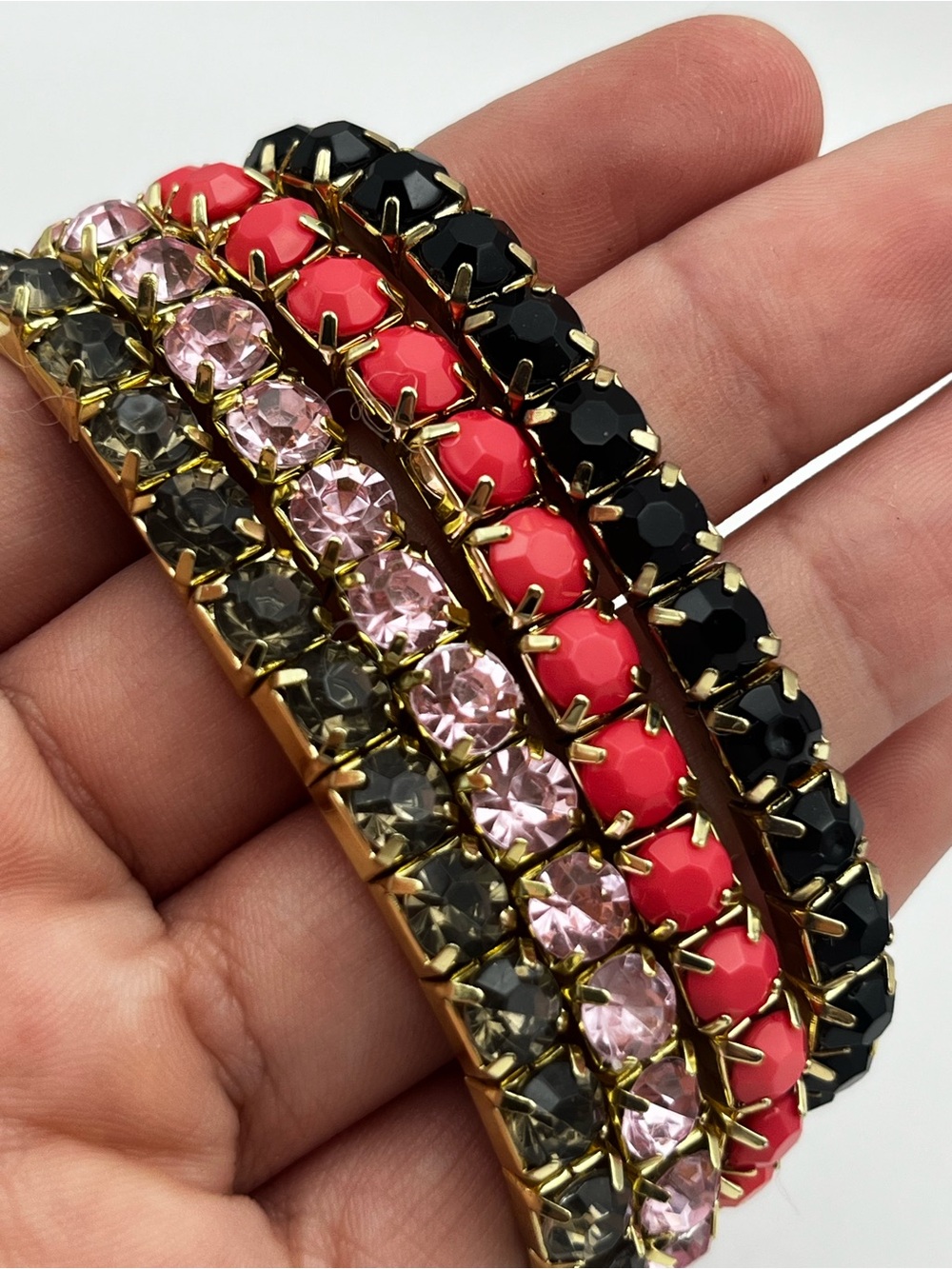 ✨ Colorful Rhinestone Stretch Bracelets Set Pink Black Gold